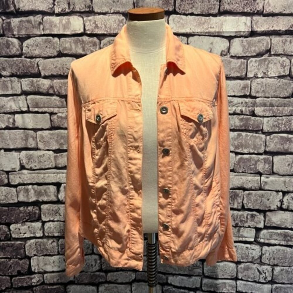 Torrid NWT Peach Button Down Long Sleeve Jacket Size M/L